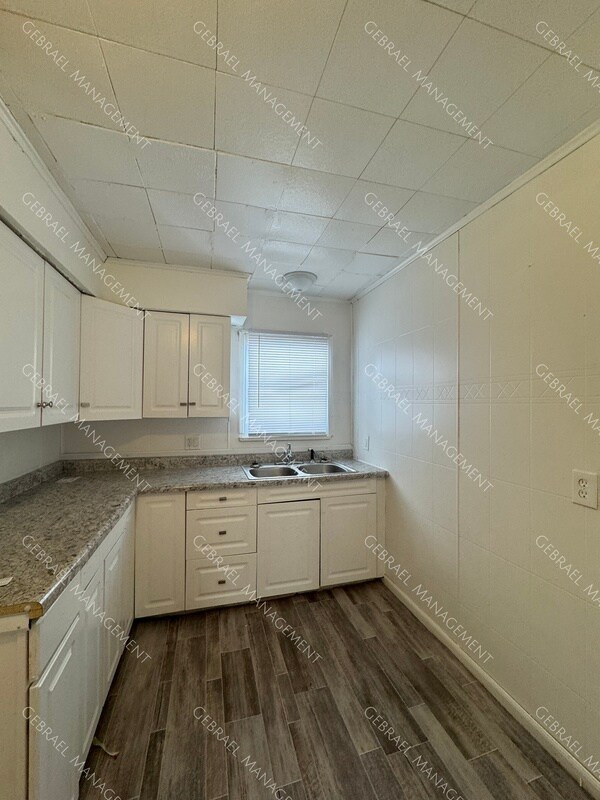 Foto del edificio - 3229 Fulton St