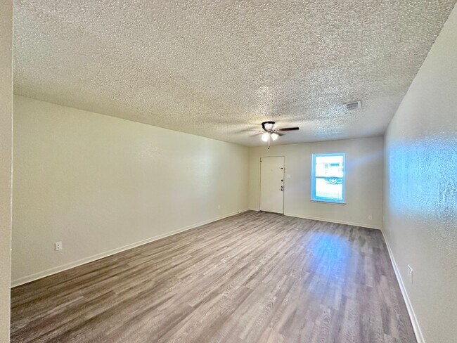 Foto del edificio - 1513 Indian Trail
