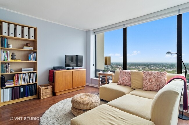 Unit is not furnished. - 5445 N Sheridan Rd
