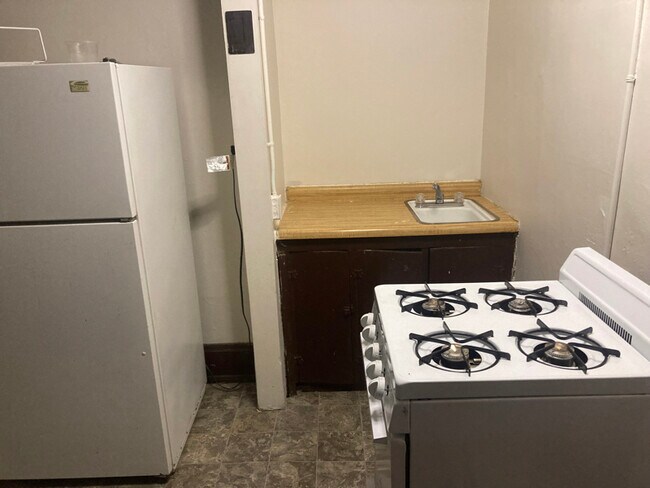 Foto del edificio - 3431 W Kilbourn Ave