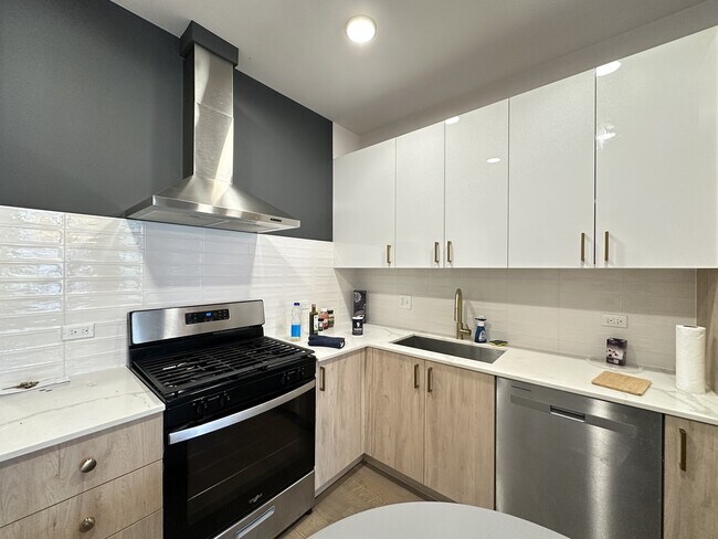 Foto del edificio - 841 N Mozart St