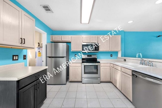 Foto del edificio - 1810 Pointed Leaf Ln