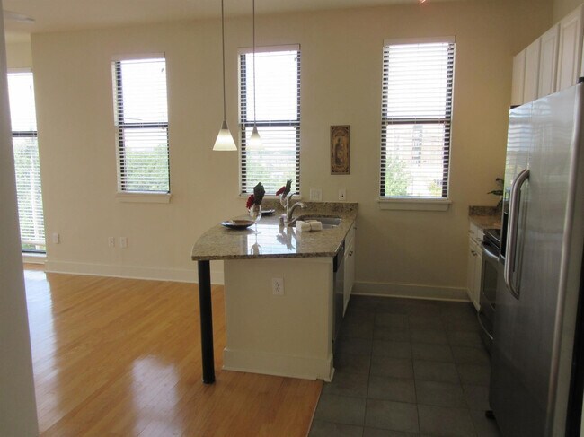 Foto del edificio - 650 S Mill St