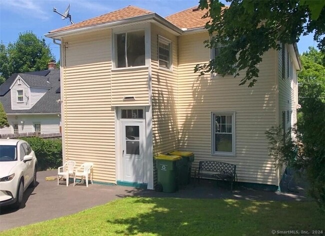 Foto del edificio - 15 Lone Oak Ave