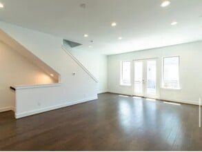 Building Photo - 2208 McGowen St