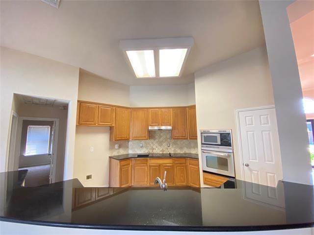 Building Photo - 8708 Digby Dr