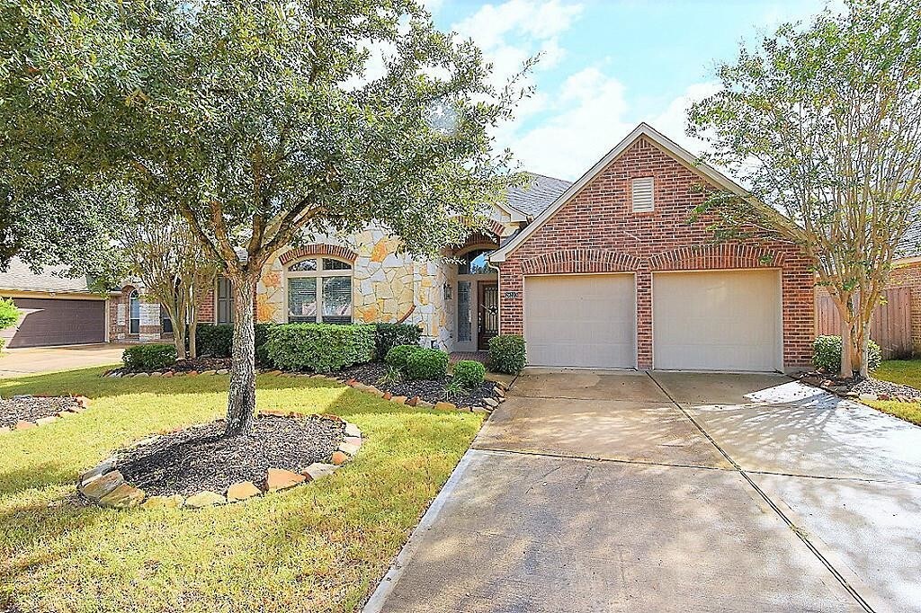 Foto principal - 26203 Basil View Ln