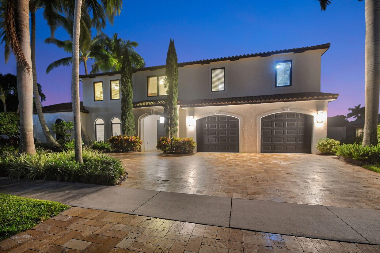 Foto principal - 832 SW 34th Ave
