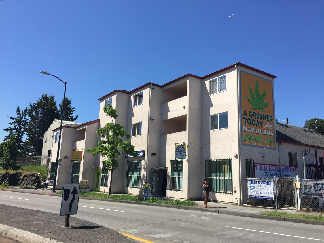 5209 Martin Luther King Jr Way S, Seattle, WA 98118 Apartments in