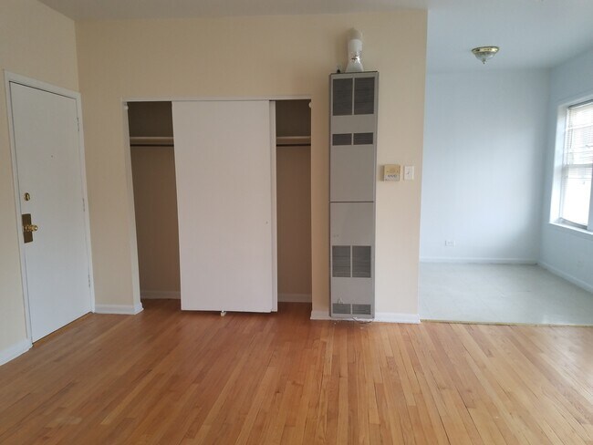 Foto del edificio - Spacious Studio in Beverly