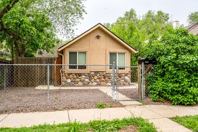 Building Photo - 2909 W Kiowa St