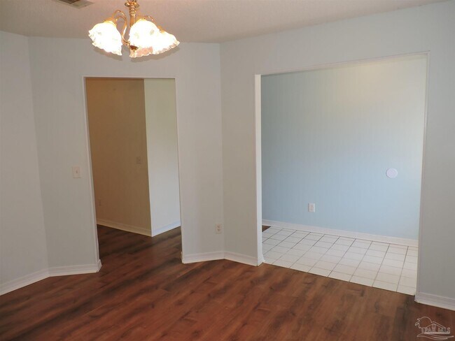 Foto del edificio - 2552 Southern Oaks Dr