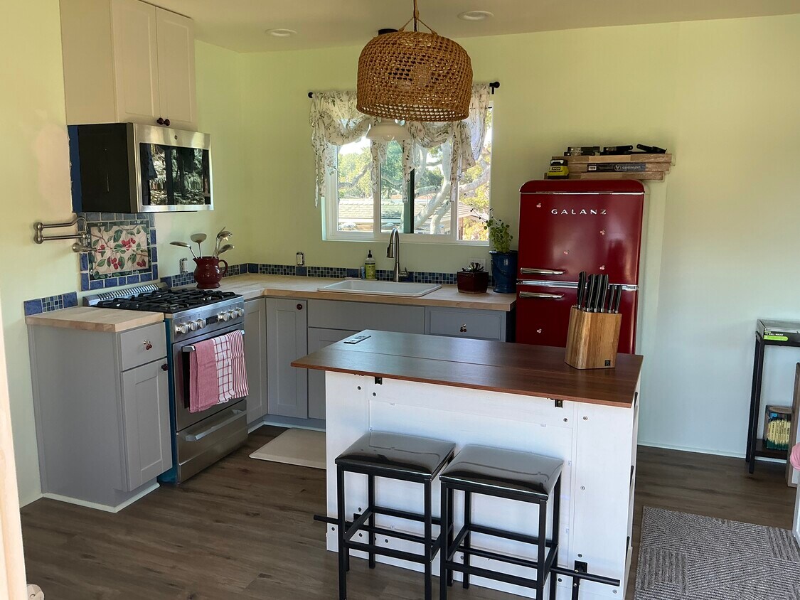 Foto del edificio - 58 Carlton Dr