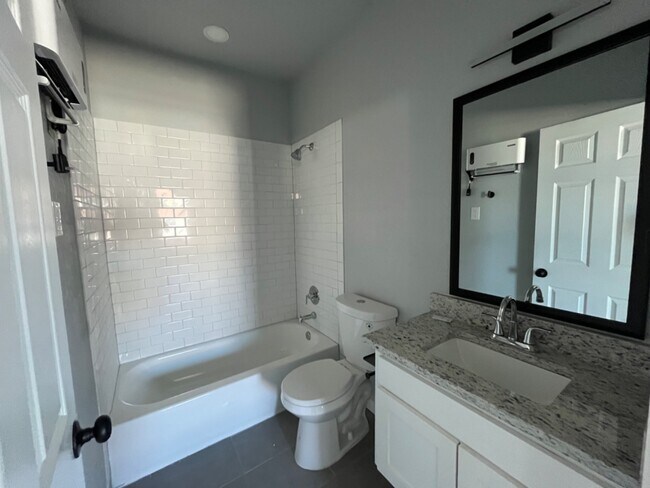 Photo - 2630 Observation Dr Apartment