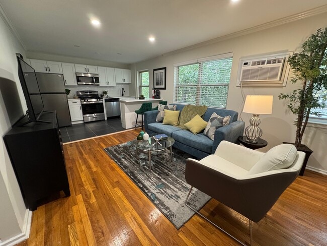 Building Photo - Lakeview Apartments