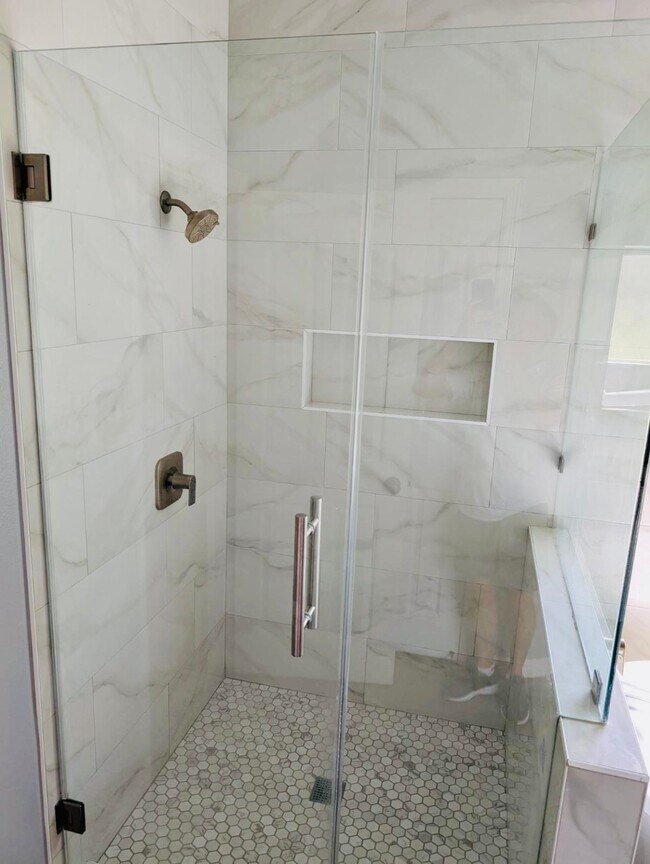 Foto del edificio - 7502 Wedgewood Dr