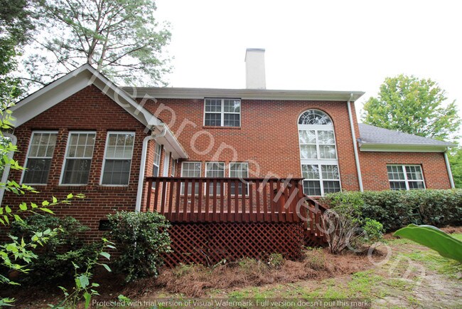 Building Photo - Beautiful upscale Lexington home