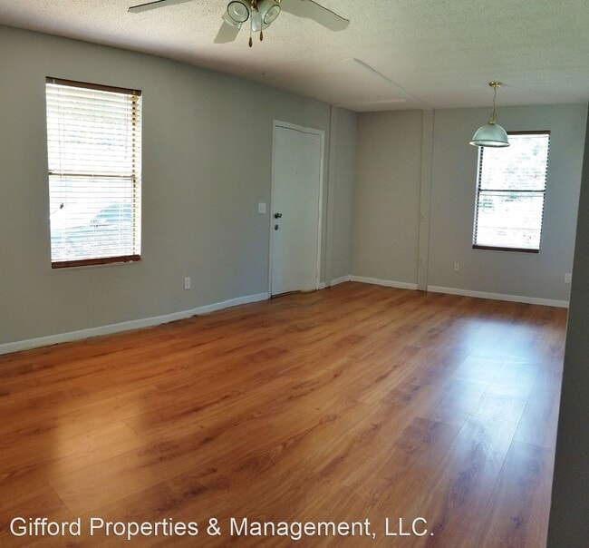 Building Photo - 3 br, 1 bath House - 233 M L King Drive
