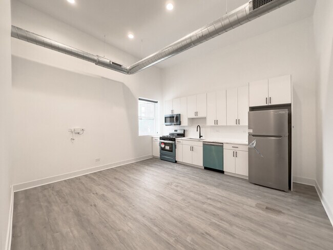 Foto del edificio - 4731 N Western Ave