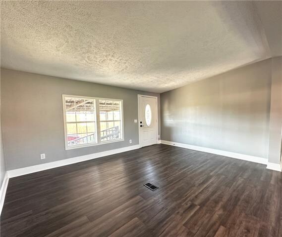 Foto del edificio - 1125 Prison Rd