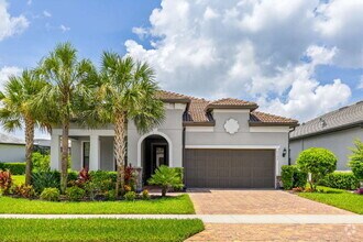 Building Photo - 9799 Everglades Dr