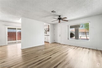Building Photo - 5951 Via La Contera Dr