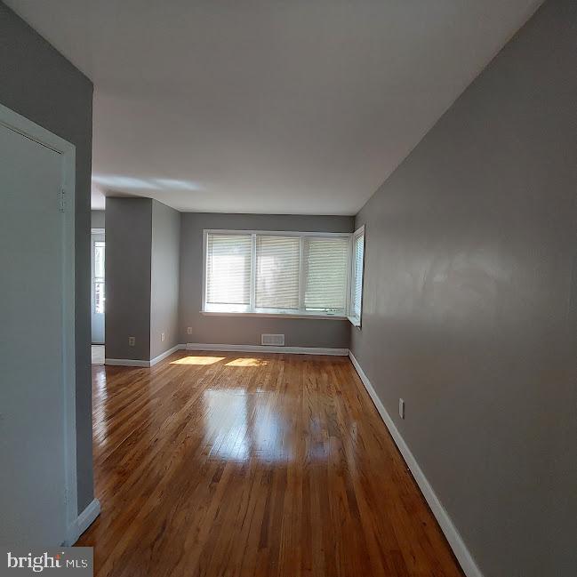 Building Photo - 566 Sudbrook Ln