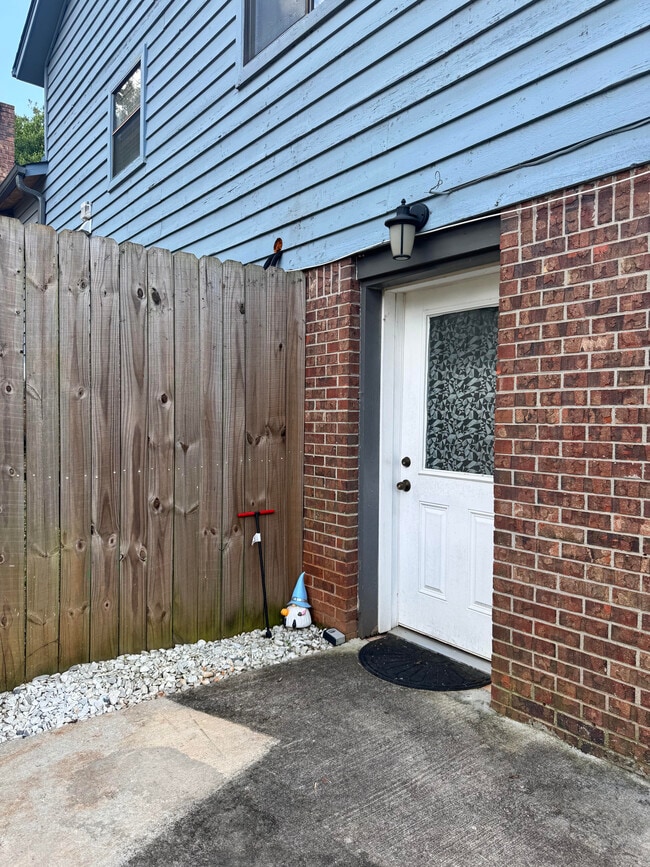 Entry to Apartment - 116 Trickum Hills Dr