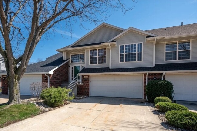 Building Photo - 1307 Crossings Ct NE