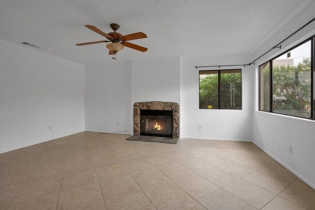 Building Photo - 53085 Avenida Obregon