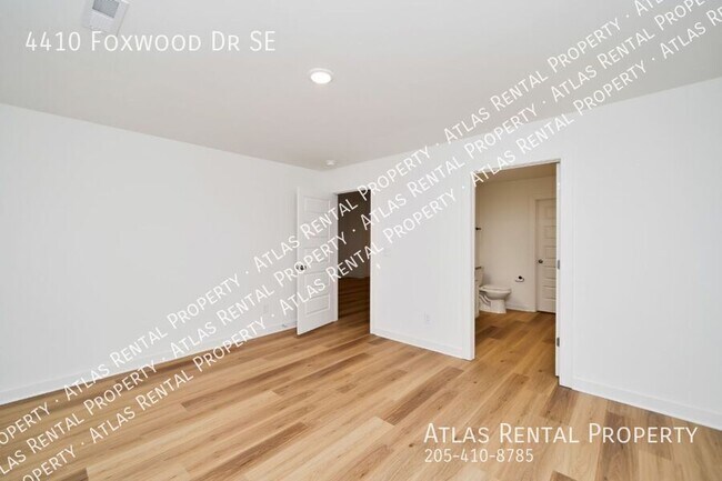 Foto del edificio - 4410 Foxwood Dr SE