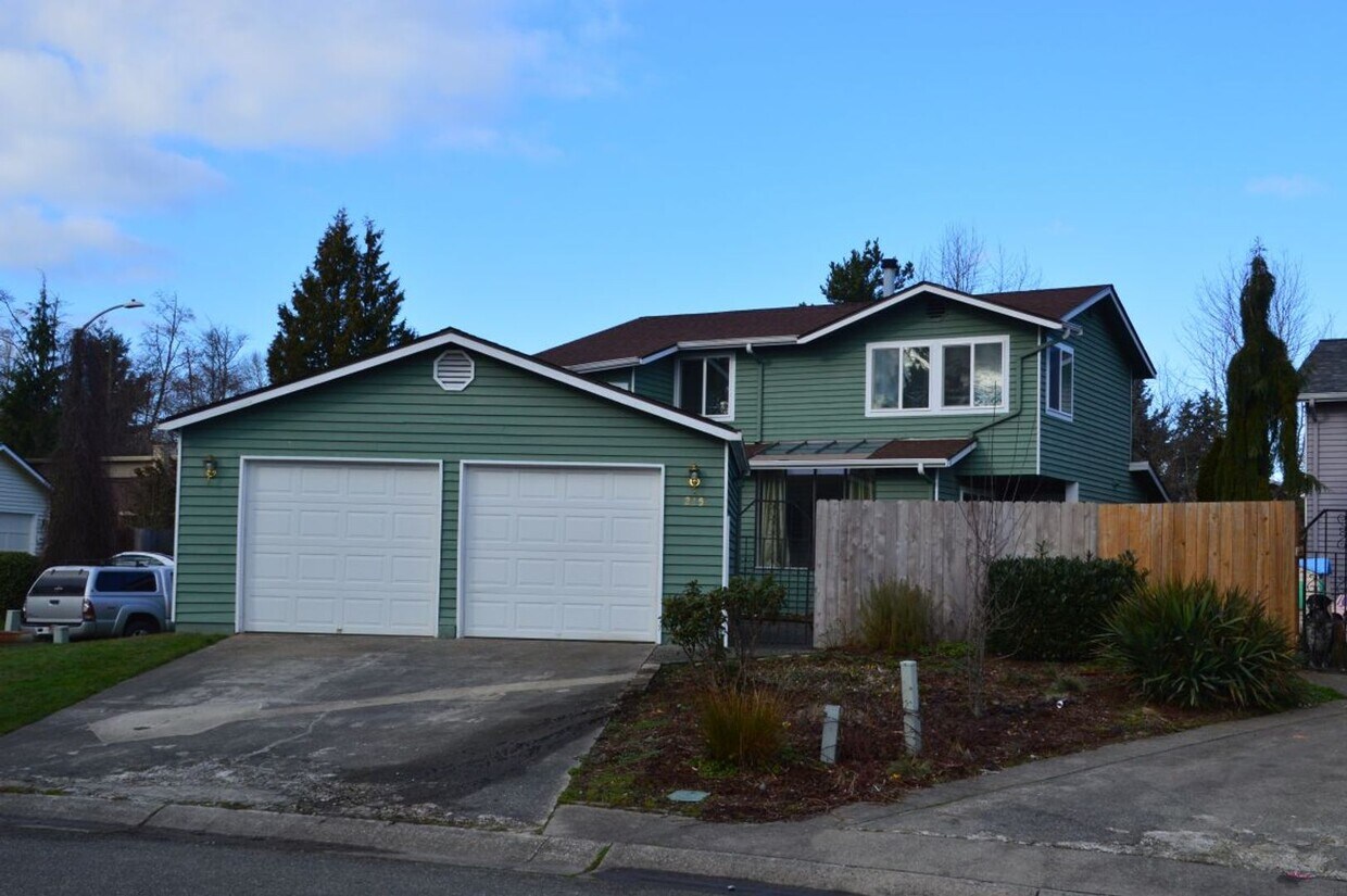 Primary Photo - Beautiful and Bright Corner Lot Home in Ev...