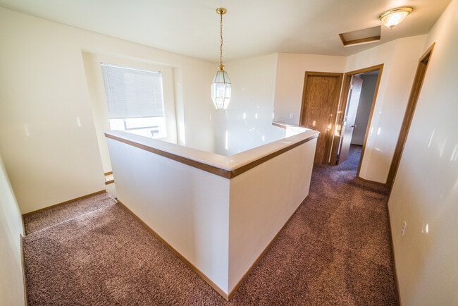 Foto del edificio - 2106 Yellowstone St