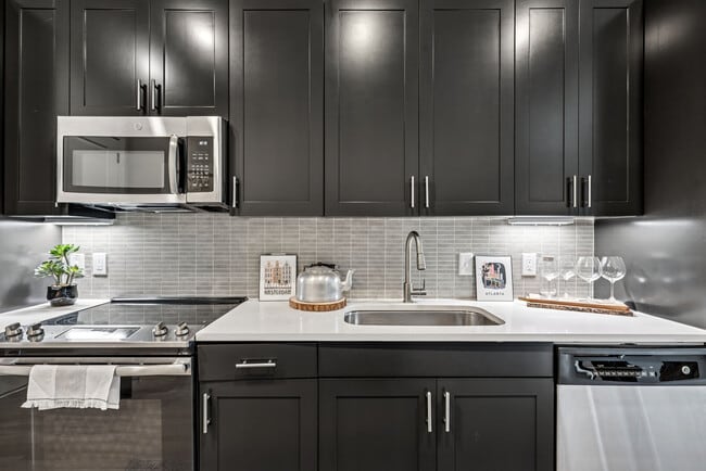 Building Photo - The Guthrie North Gulch