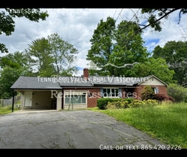Building Photo - 3919 Beverly Pl
