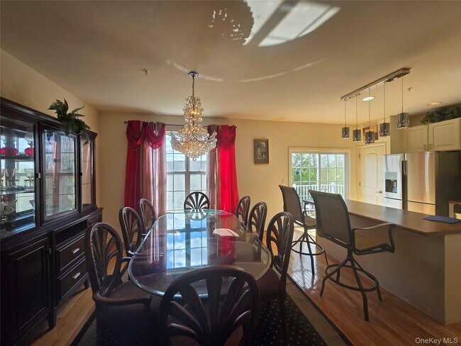 Foto del edificio - 913 Hawthorn Way