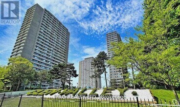 Building Photo - 725-1725 Don Mills Rd.