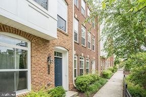 Primary Photo - 9652 Pullman Pl
