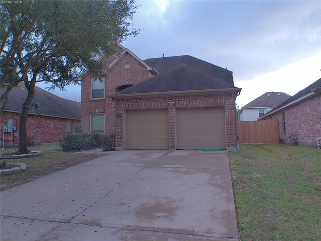 Photo - 20207 Emerald Cliff Ln House