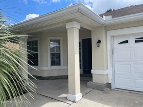 Building Photo - 1751 Hawkins Cove Dr E