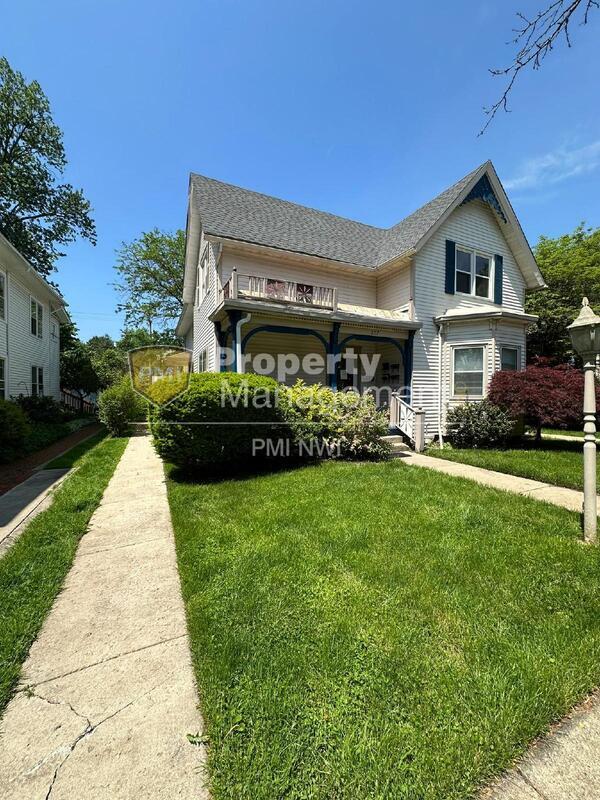 Primary Photo - 307 Washington St