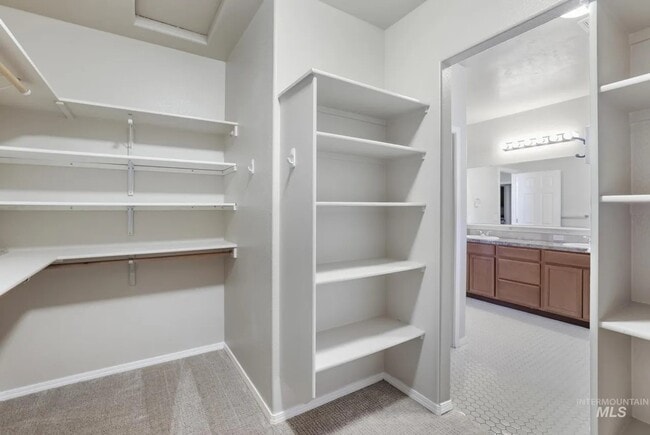 Building Photo - 2034 Northern Sky Dr