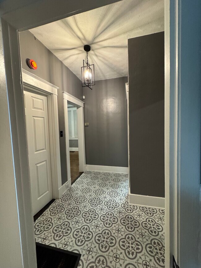 Foto del edificio - 688 Tate Ave