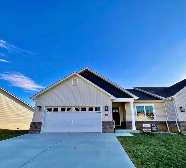 Foto del edificio - 810 Applewood Creek Dr