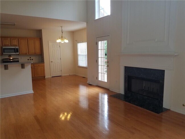 Foto del edificio - 12945 Morningpark Cir