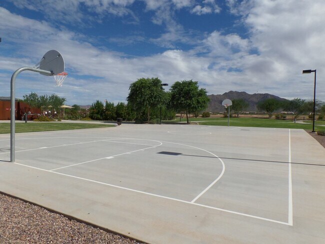 Foto del edificio - Gilbe Single Story 4 Bedroom