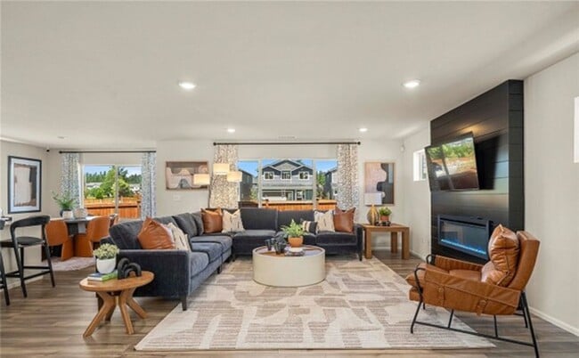Building Photo - New Construction 3 bedroom property in Sul...