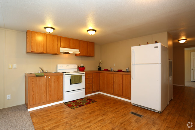 Kitchen - Sherwood Village