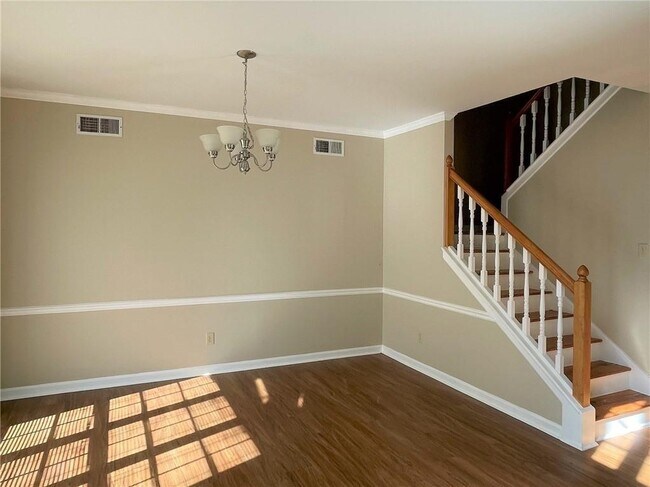 Foto del edificio - 10730 Pinewalk Forest Cir