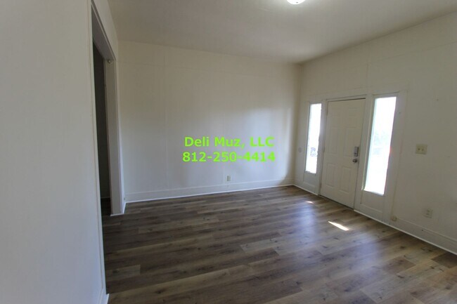 Foto del edificio - Beautiful 2 Bedroom, 1 Bath House with W/D Hookups